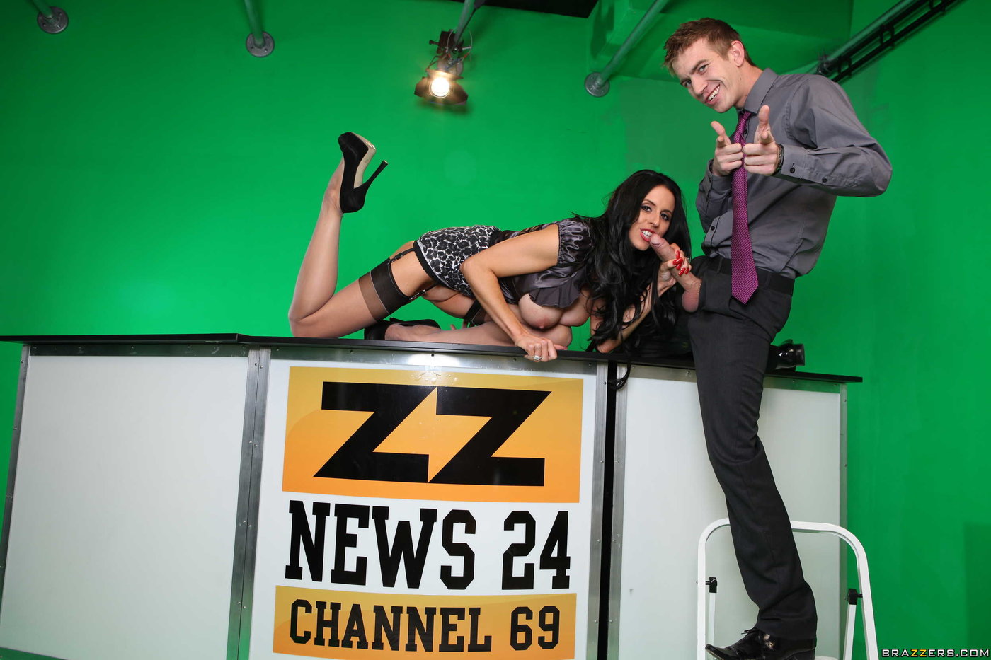 Zz News 24 Channel 69 - Seductive brunette MILF with massive tits gets fucked on live TV -  IamXXX.com