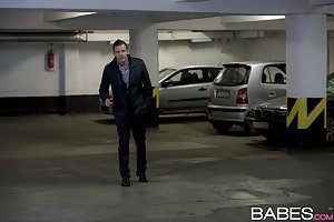 Anissa Kate in Office Obsession: Busty brunette masturbating in her car, fucking a guy in a parking lot