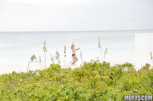 Sammi St.Clair in Pervs On Patrol: Pink bikini blonde teen gets fucked, hair pulling and hardcore
