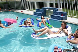 Sunni Mayweather & Bridgete Palmer in Real Slut Party: Bikini-clad babes fucking a big-dicked dude next to the swimming pool