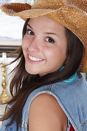 Veronica Berry in Karups Hometown Amateurs: Stetson-wearing cowgirl-ish teen beauty undressing on camera
